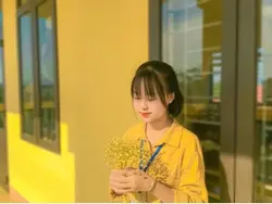 Yellow shirt