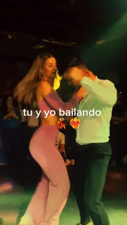 bailando salsa