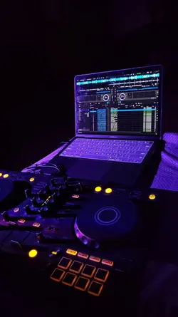 Dj Aloy set me free.