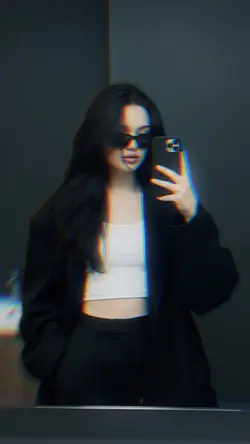 GlitchBlur