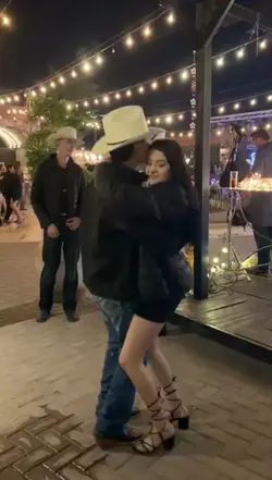 o aprendes a bailar 