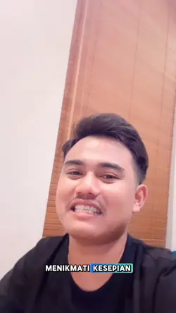 menikmati kesepian