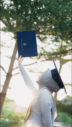 Graduation momen