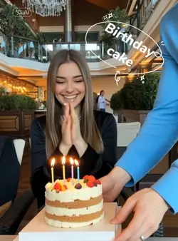 Birthday cake ai