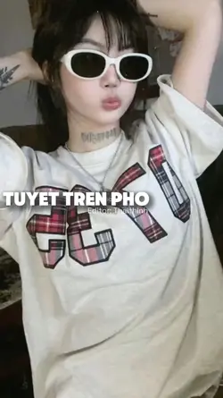 TUYẾT TRÊN PHỐ