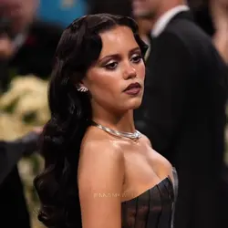 her hair....