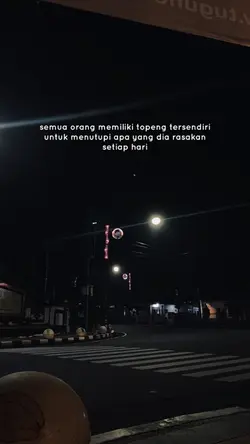 topeng sendiri