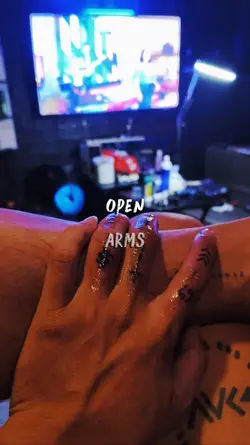 open arms