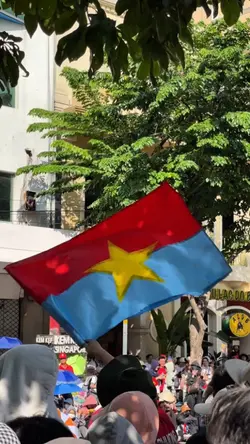 Hoà bình đẹp lắm ạ