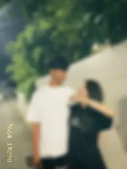 versi blurr