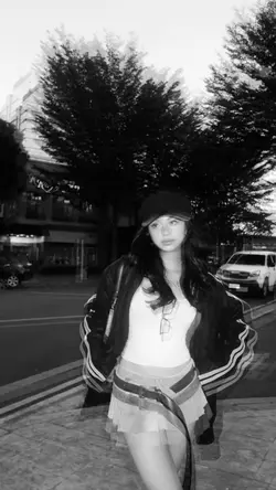 bnw motion blur