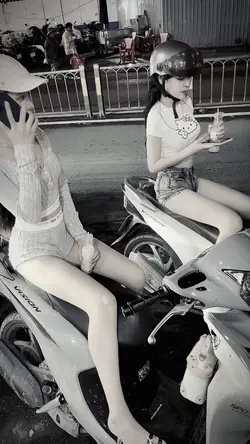 Trăng soi trong đêm