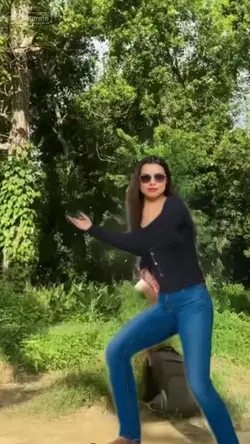 Teej dans 