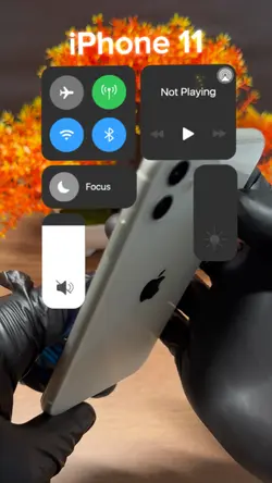 iPhone 11 Apple