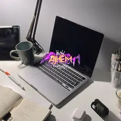 TATAP MATAKU SEOLAH 
