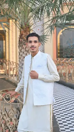 THORA AUR CHAL 