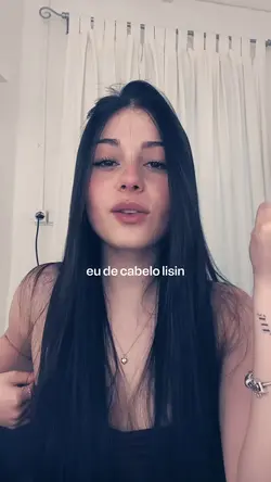 eu de cabelo lisin 