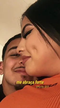 me abraça forte