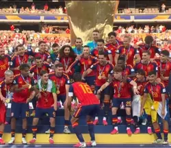 vamos españa!! 🥹