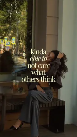 kinda chic to
