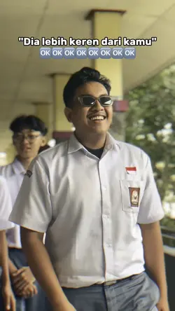 Dia Lebih Keren 