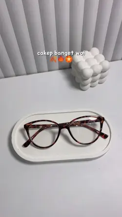 kacamata cakep