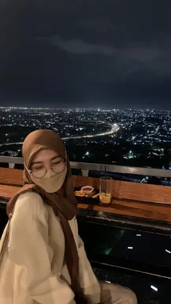 Aesthetic malam