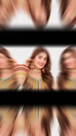 Aankhen Teri kitni h