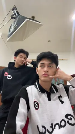DC AKU BERLUTUT