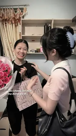 Con không lớn nữa mẹ