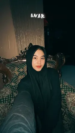 LIRIK HAI ANAK MUDA