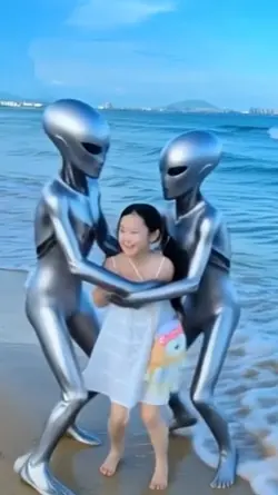 TREND ALIEN KIDNAP