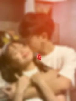 couple blur