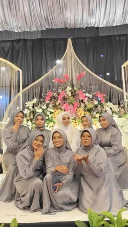 Bridesmaid on duty