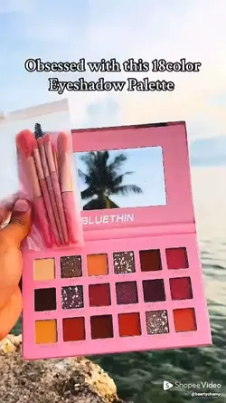 EYESHADOW PALETTE