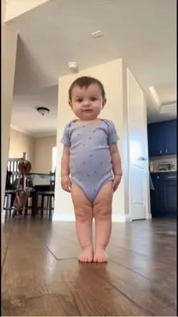 Bebé bailando con IA