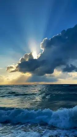 Suara ombak pantai