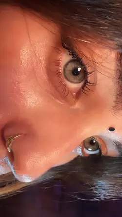 Eyes Slowmo