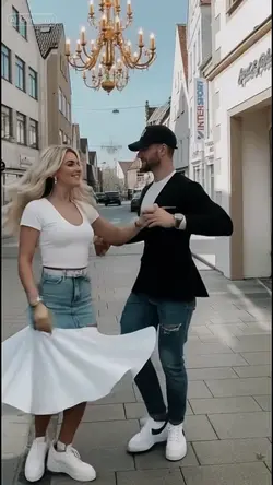 Couple Dance 