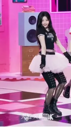 GUESS THE KPOP IDOL
