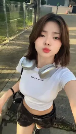 แค่เขาบ่ฮักบ่สน