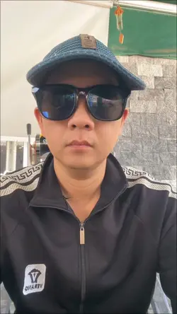 Chữ chạy qua kính