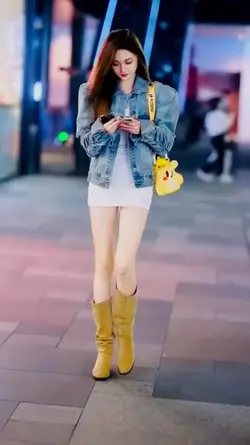 Walk slow motion 