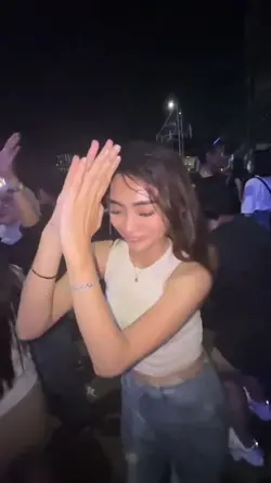 SLOWMO BILA ADA UANG
