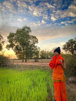ពេលធំទេីបដឹង😑
