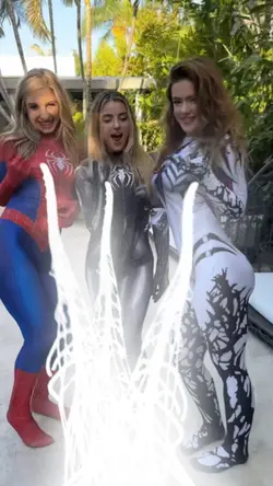 Spiderman web shoot