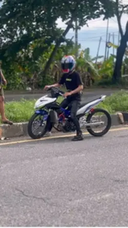 perahu layar slowmo