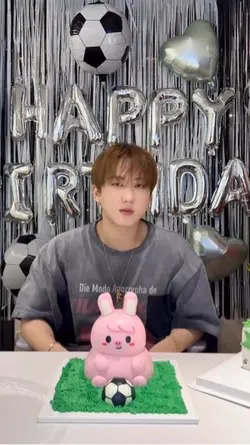 CHANGBIN birthday 