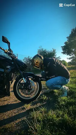 Z1000 VS Alex Trême 