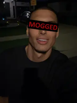 MOGG MARLON